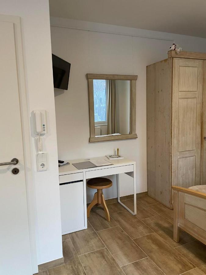 Tolles Apartment In Idyllischer Ruhiger Lage Брауншвейг Экстерьер фото