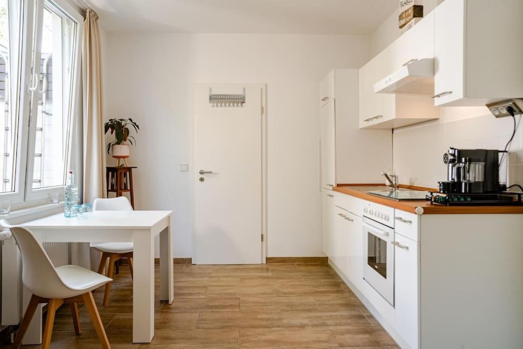 Tolles Apartment In Idyllischer Ruhiger Lage Брауншвейг Экстерьер фото