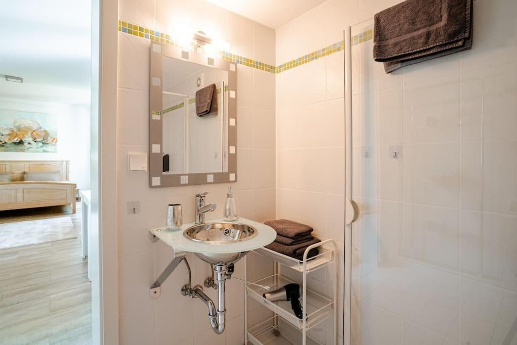 Tolles Apartment In Idyllischer Ruhiger Lage Брауншвейг Экстерьер фото